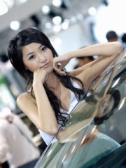 240X320�㳵��Ů